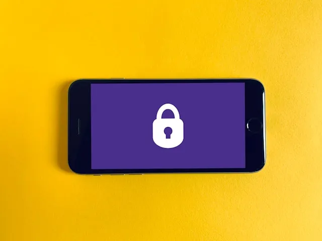 Smartphone with digital vault image